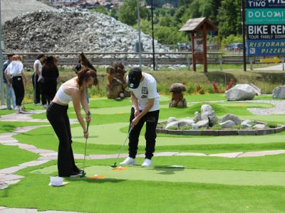 Minigolf and Padel for groups_0